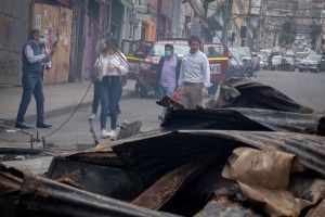 Rodrigo Saavedra, director de Serviu Antofagasta, realizando un recorrido por las calles de la ciudad-